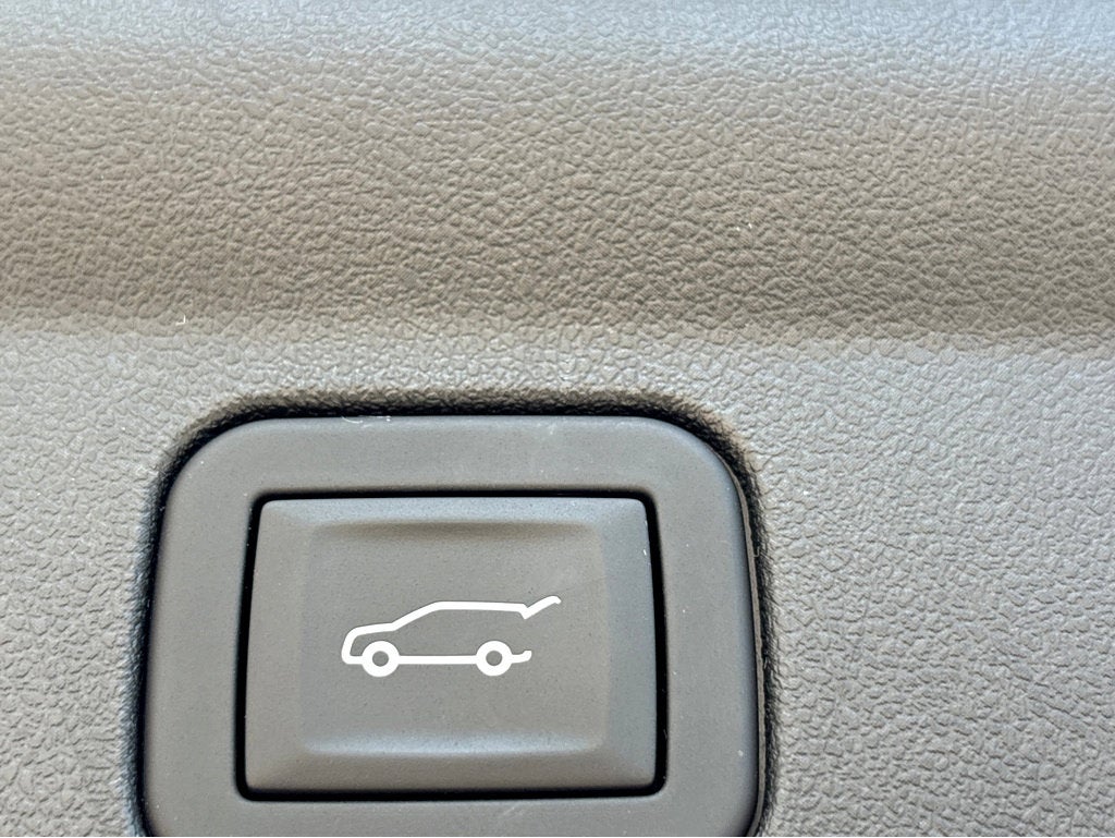 2025 Cadillac ESCALADE IQ Sport 1