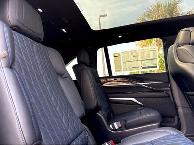 2026 Cadillac ESCALADE IQ Sport