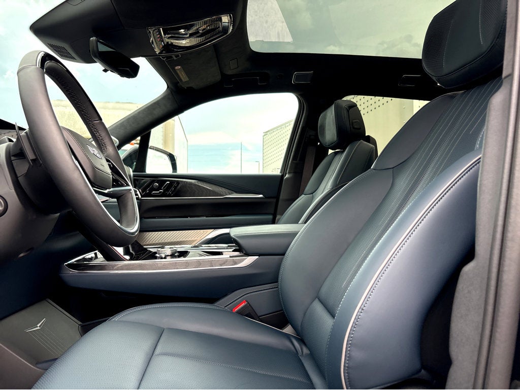 2025 Cadillac ESCALADE IQ Sport 2