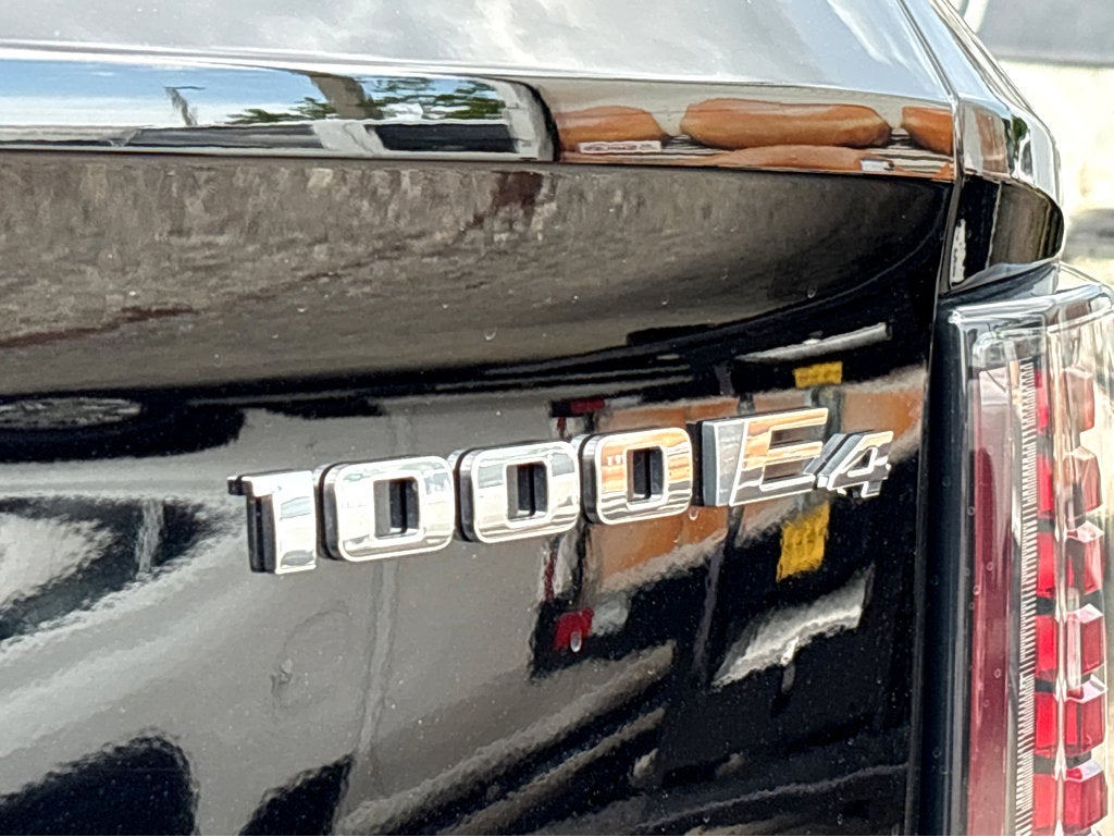 2025 Cadillac ESCALADE IQ Sport 2