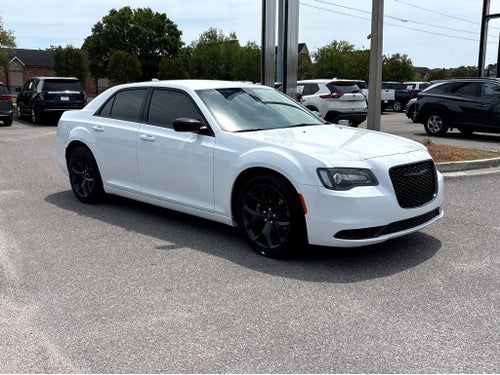 2021 Chrysler 300 Touring