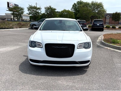 2021 Chrysler 300 Touring