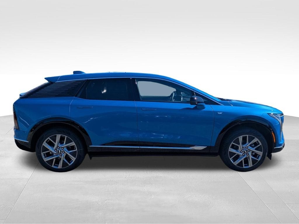 2026 Cadillac OPTIQ Luxury