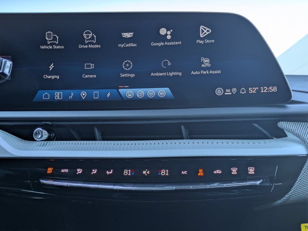 2026 Cadillac OPTIQ Luxury