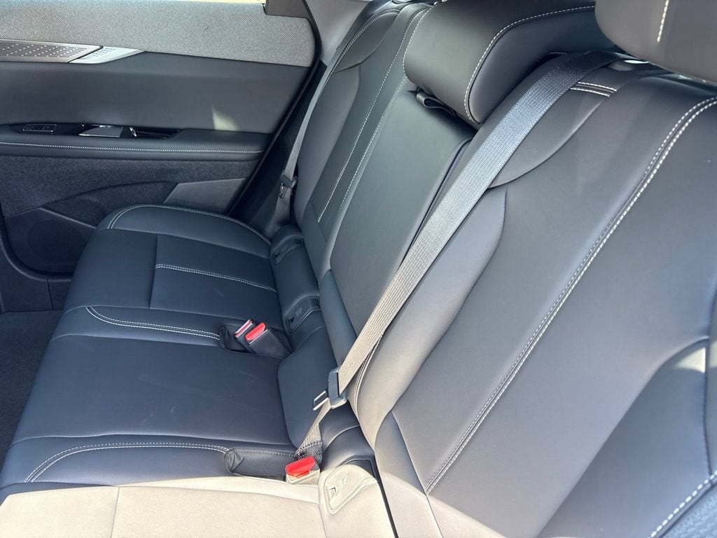 2027 Cadillac OPTIQ Luxury