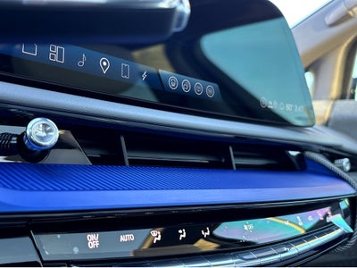 2026 Cadillac OPTIQ Premium Luxury