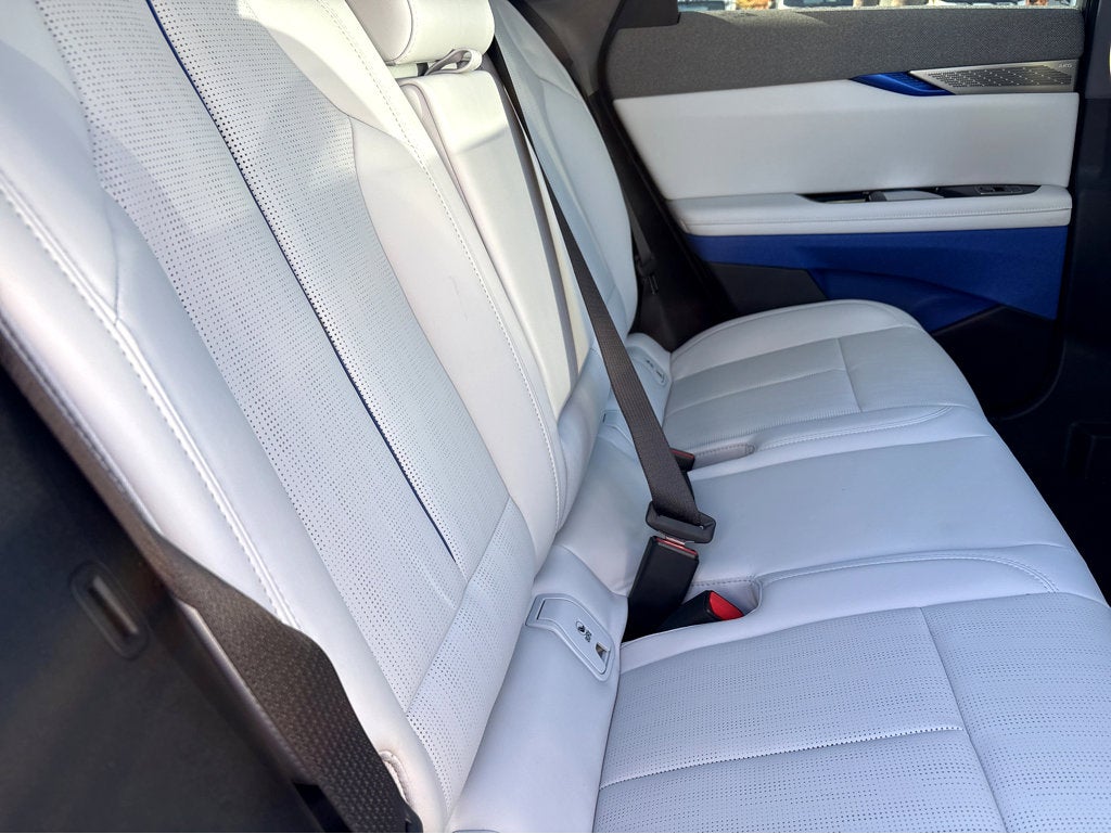 2026 Cadillac OPTIQ Premium Luxury