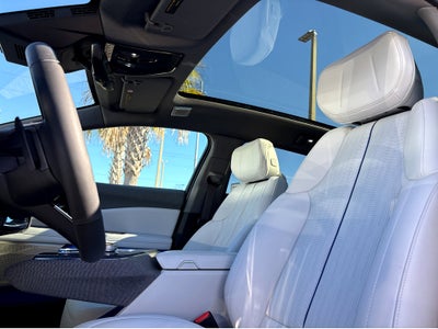 2026 Cadillac OPTIQ Premium Luxury