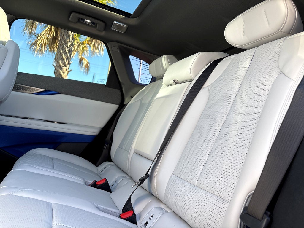 2026 Cadillac OPTIQ Premium Luxury