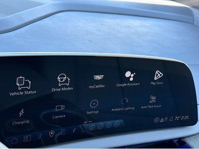 2026 Cadillac OPTIQ Premium Luxury