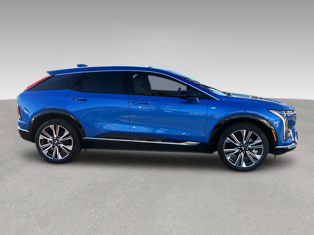 2026 Cadillac OPTIQ Premium Luxury