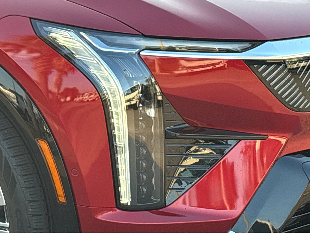 2026 Cadillac OPTIQ Premium Luxury