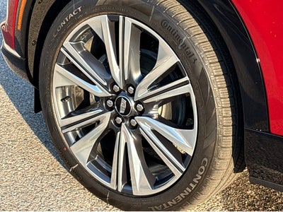 2026 Cadillac OPTIQ Premium Luxury