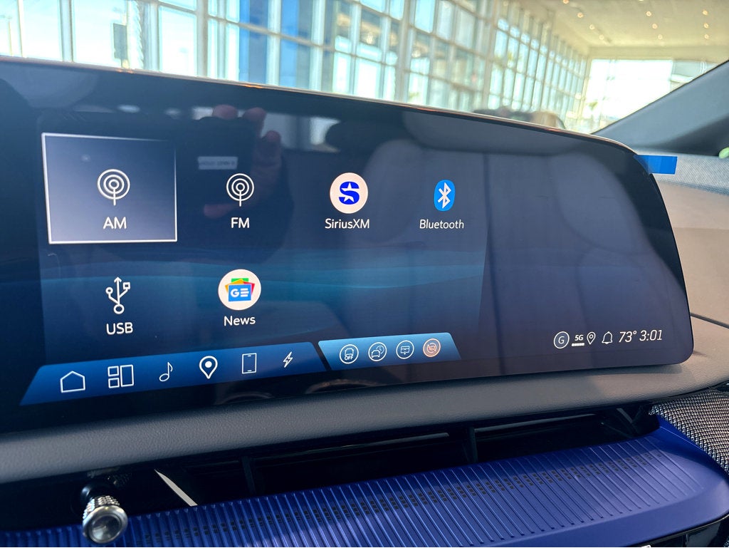 2026 Cadillac OPTIQ Premium Luxury