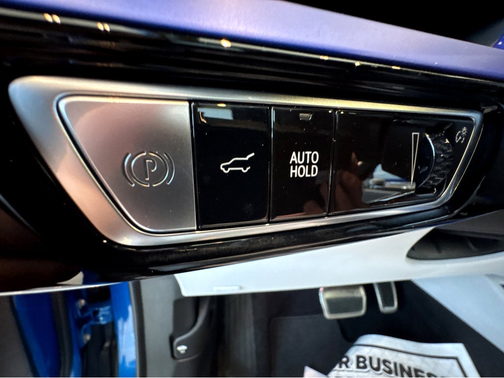 2026 Cadillac OPTIQ Premium Luxury