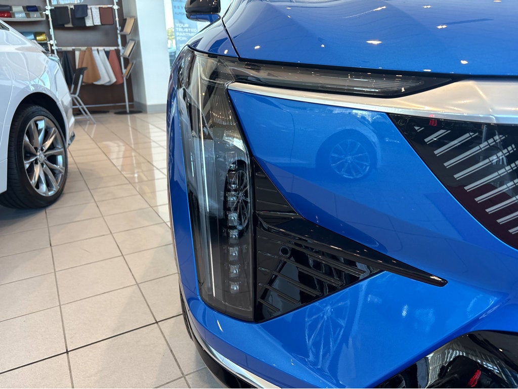 2026 Cadillac OPTIQ Premium Luxury