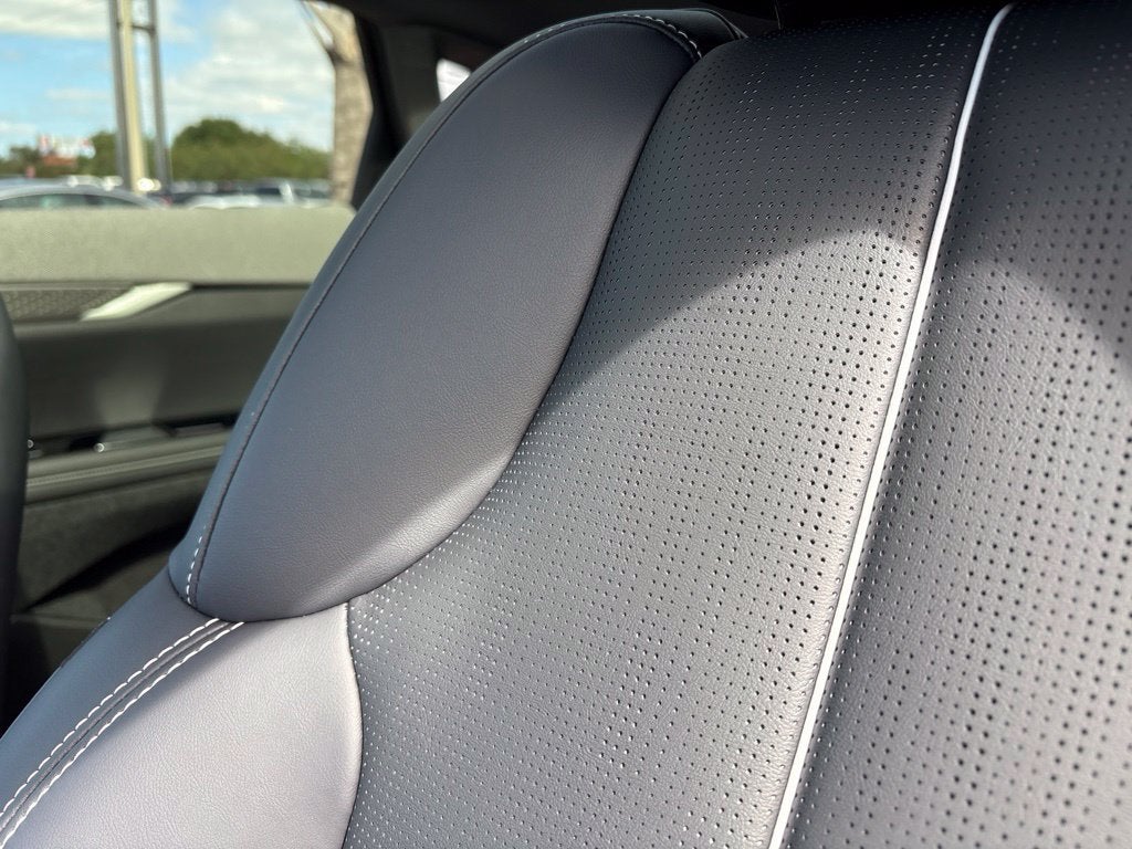 2027 Cadillac OPTIQ Premium Luxury
