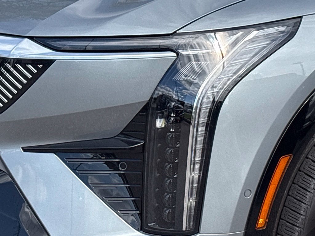 2027 Cadillac OPTIQ Premium Luxury