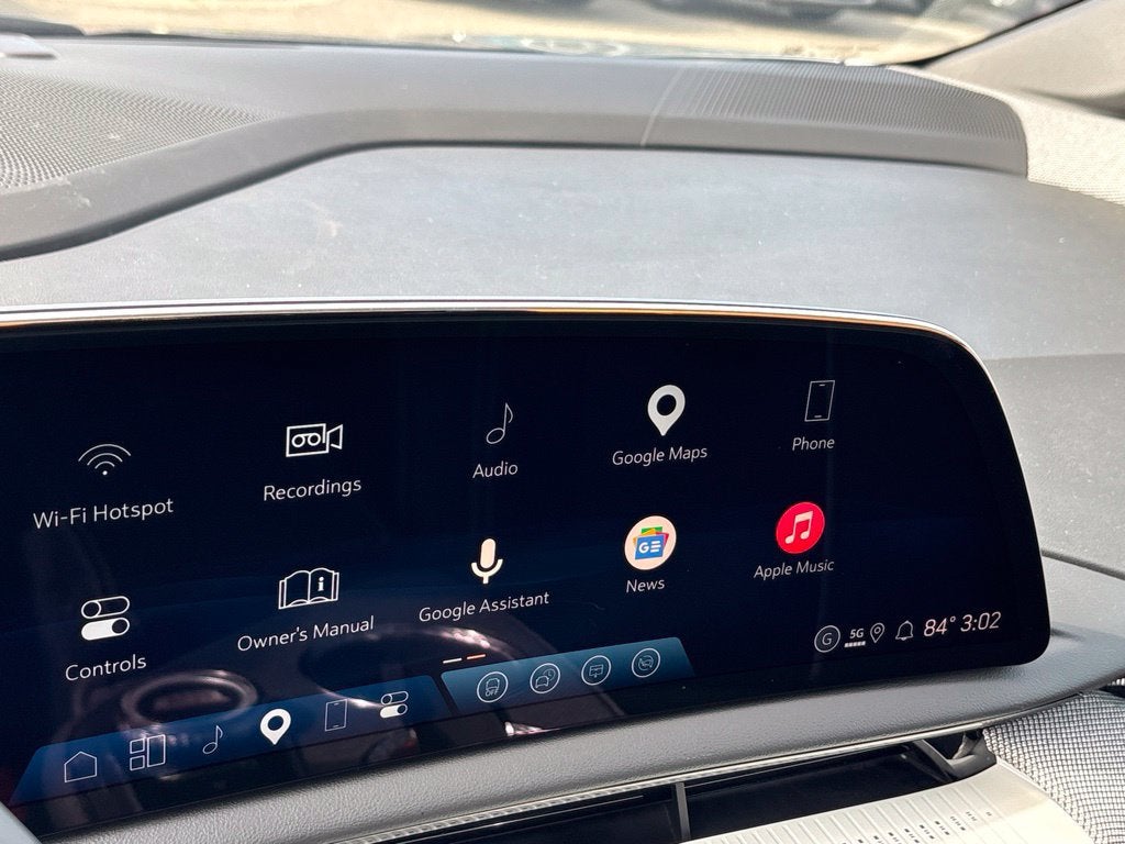 2027 Cadillac OPTIQ Premium Luxury