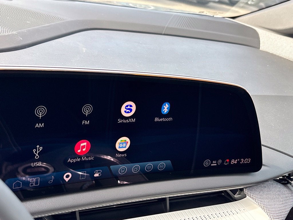 2027 Cadillac OPTIQ Premium Luxury