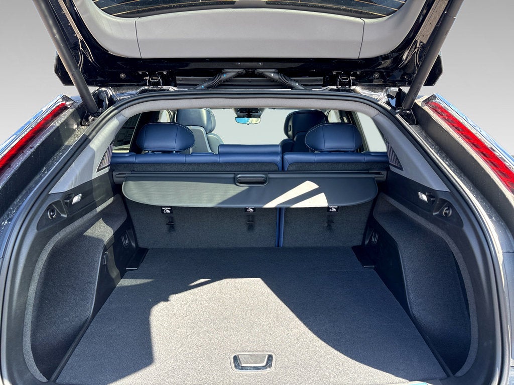 2025 Cadillac OPTIQ Sport 2