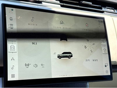 2025 Land Rover Range Rover SE