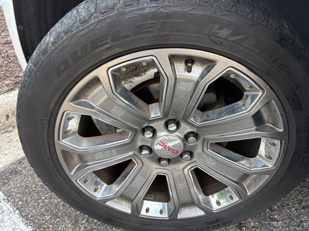 2016 GMC Yukon Base