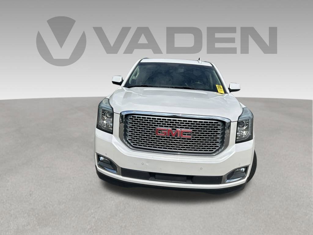 2016 GMC Yukon Base