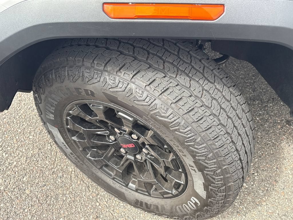 2026 GMC Canyon Base