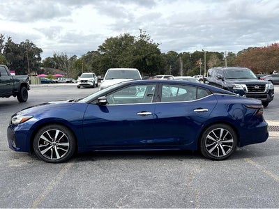 2023 Nissan Maxima SV