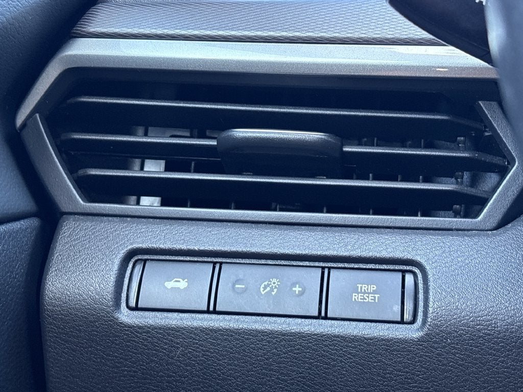 2024 Nissan Altima Base