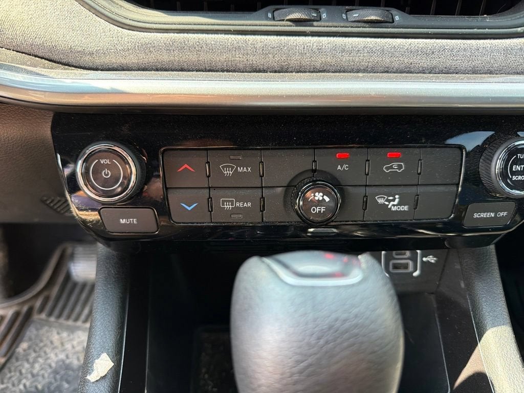 2024 Jeep Compass Base