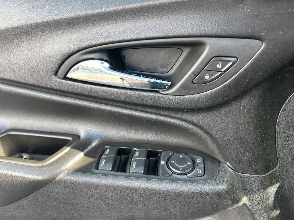 2024 Chevrolet Equinox Base