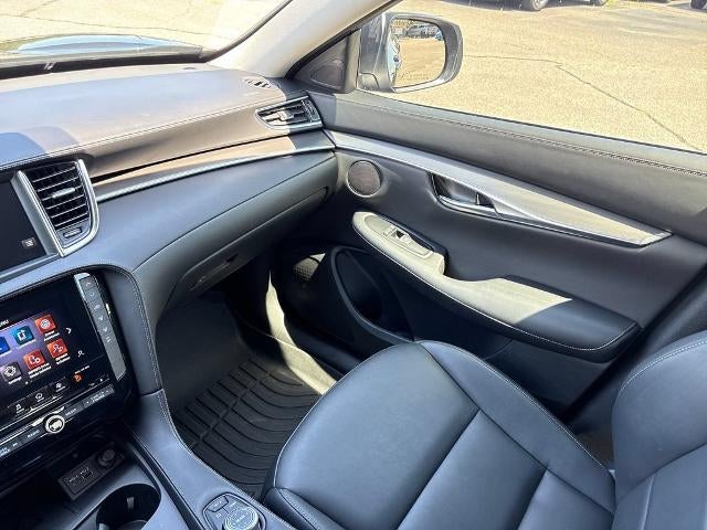 2024 INFINITI QX50 PURE