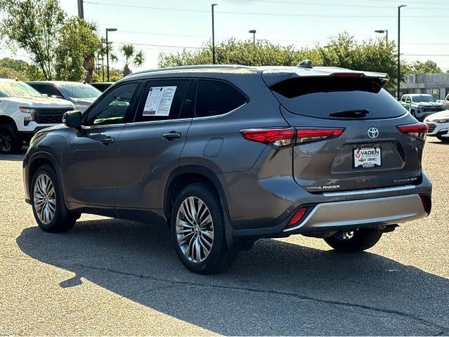 2021 Toyota Highlander Platinum