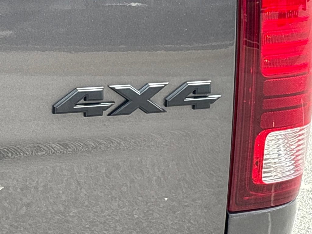 2020 RAM 1500 Classic Base