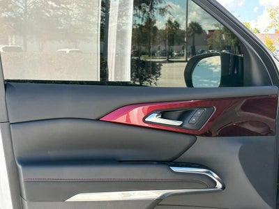 2025 Chevrolet Traverse Base