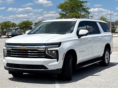 2025 Chevrolet Suburban LT