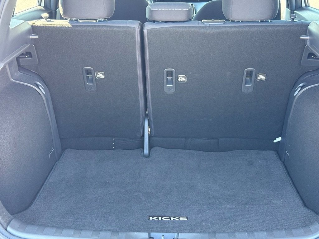 2020 Nissan Kicks S