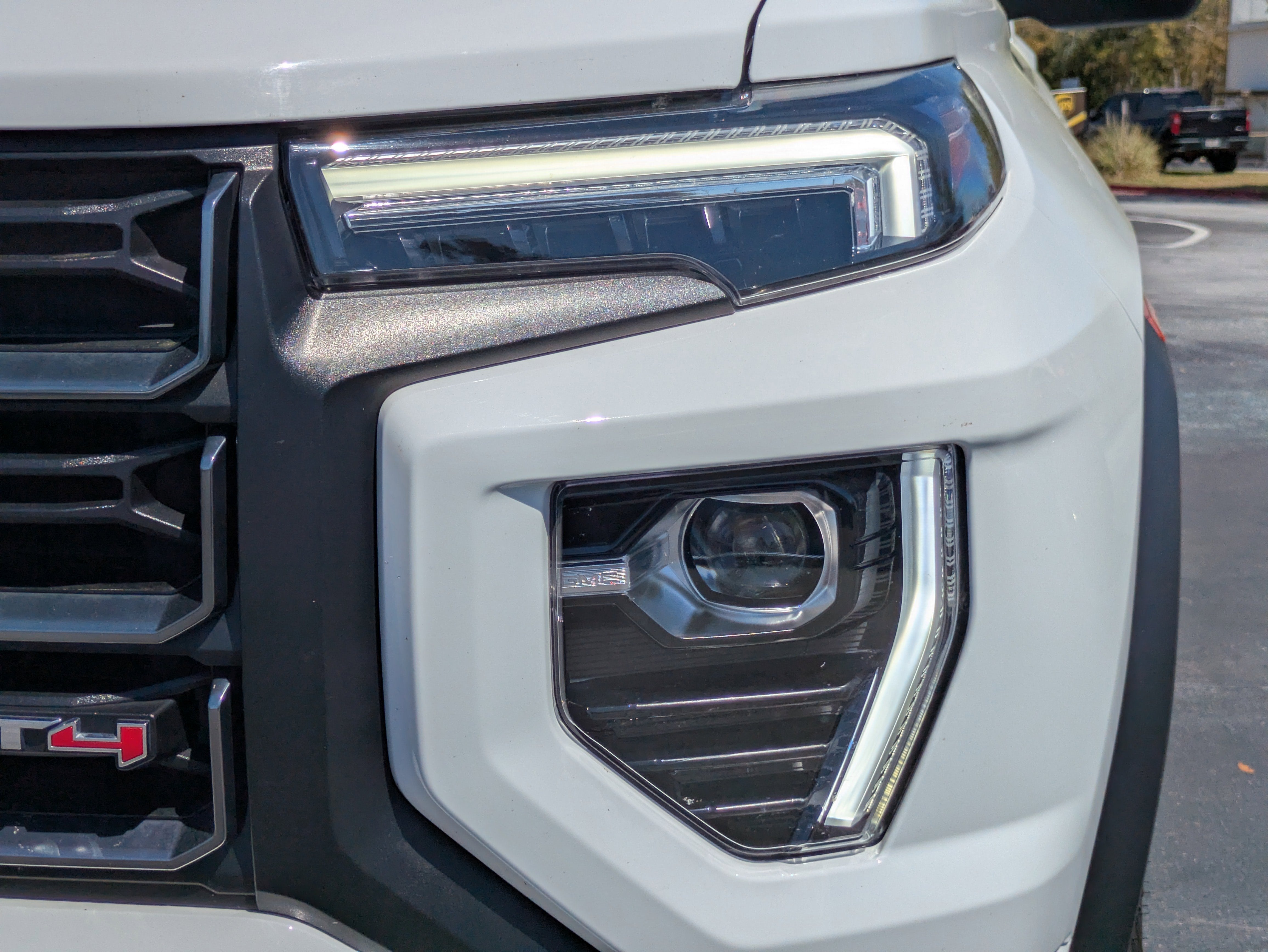 2024 GMC Canyon AT4