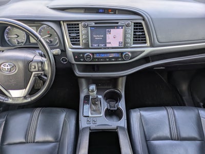 2018 Toyota Highlander SE