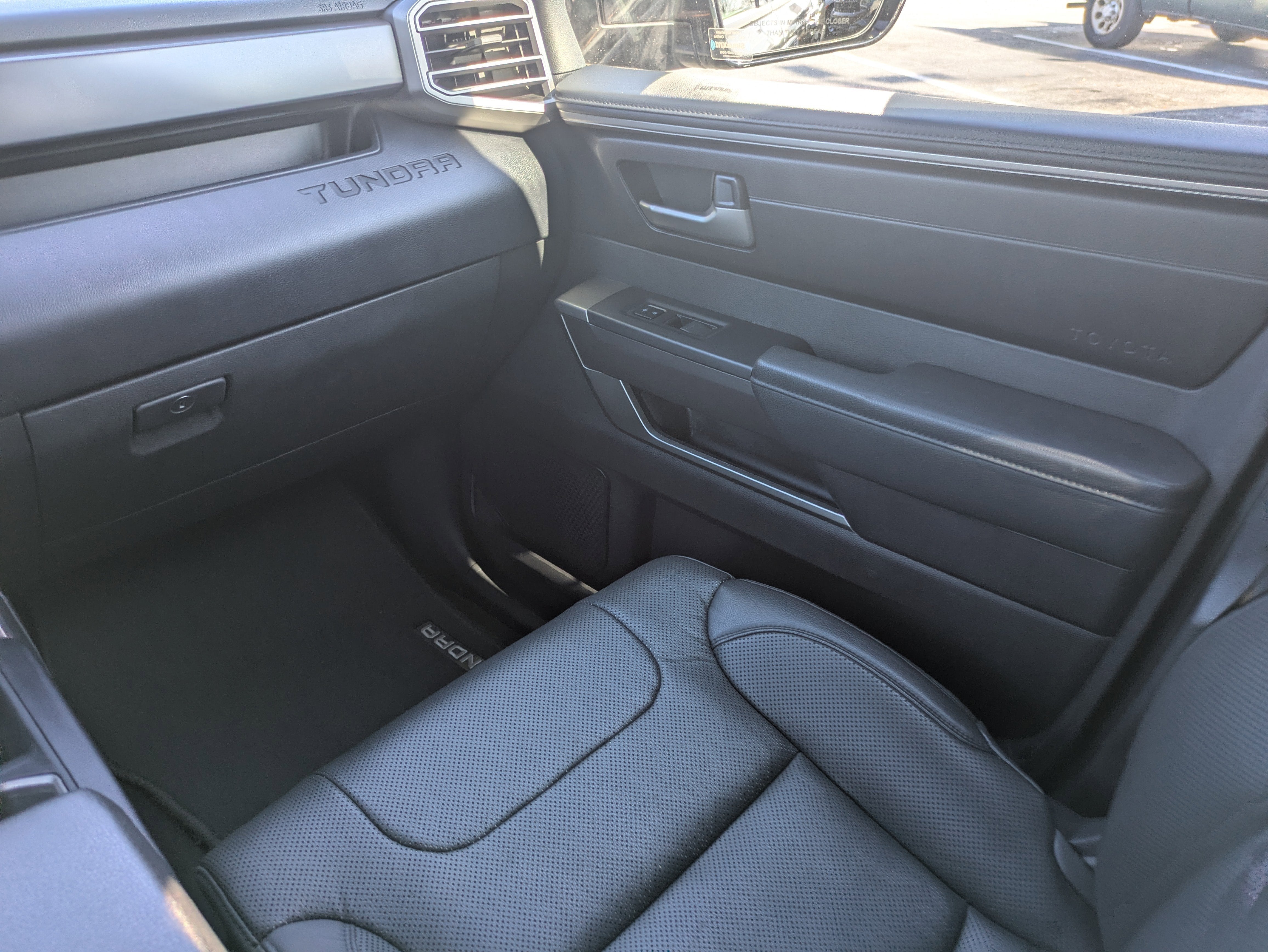 2022 Toyota Tundra 2WD SR5