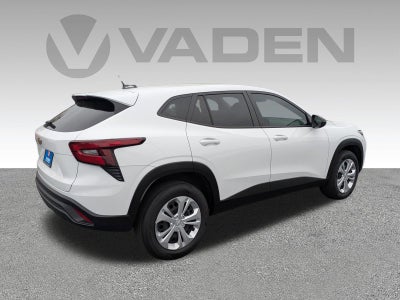 2025 Chevrolet Trax LS