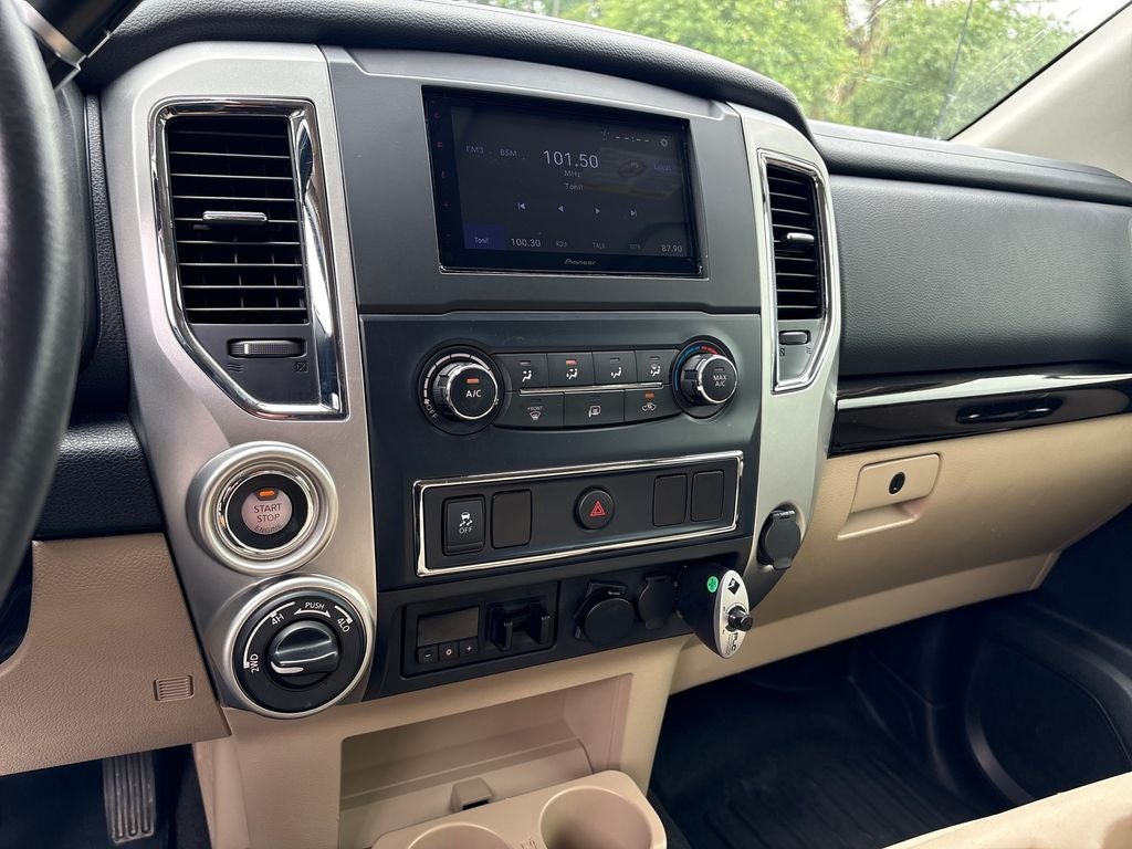 2017 Nissan Titan XD SV