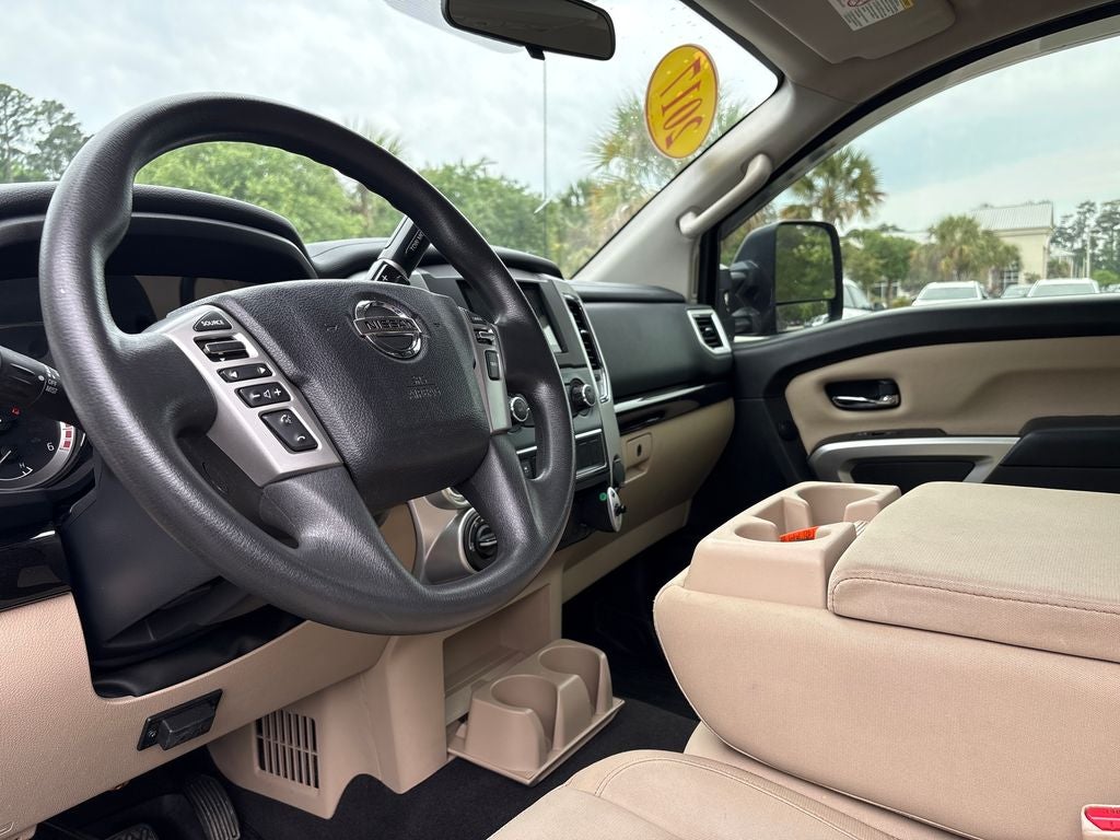 2017 Nissan Titan XD SV
