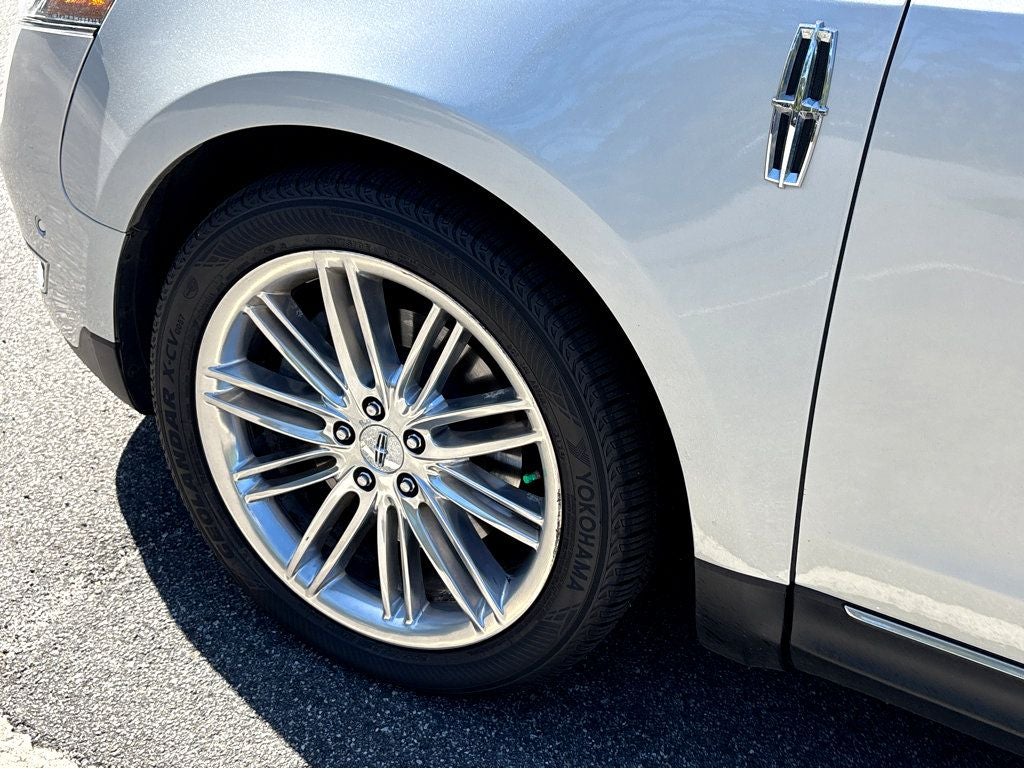 2019 Lincoln MKT Standard