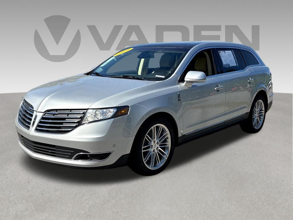 2019 Lincoln MKT Standard