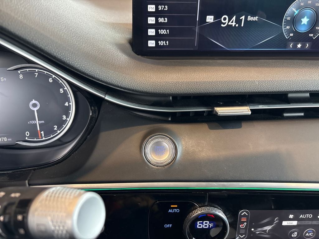 2022 Genesis GV70 2.5T