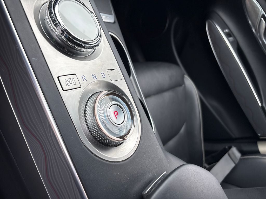 2022 Genesis GV70 2.5T