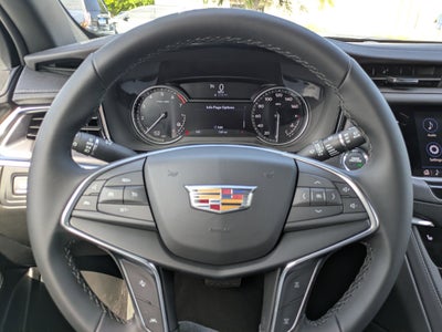 2026 Cadillac XT5 Luxury